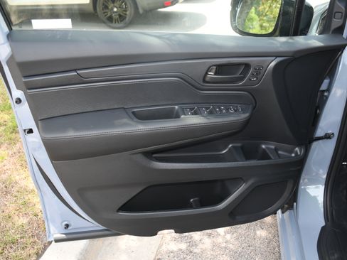 New 2026 Honda Odyssey Sport-L image 5