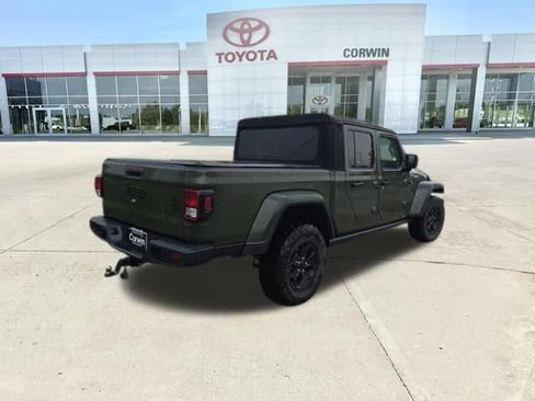 Used 2021 Jeep Gladiator Sport AWD/4WD image 8