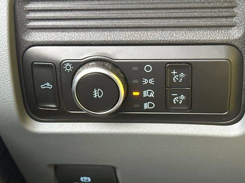 New 2026 Ford F550 2WD Regular Cab Super Duty image 27