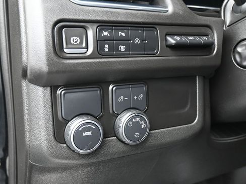 Used 2023 Chevrolet Tahoe High Country image 16