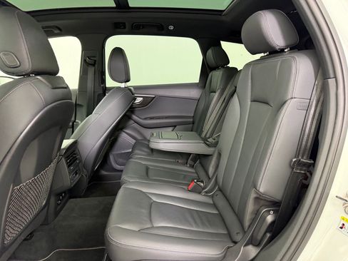 Used 2025 Audi Q7 3.0T Premium Plus image 15