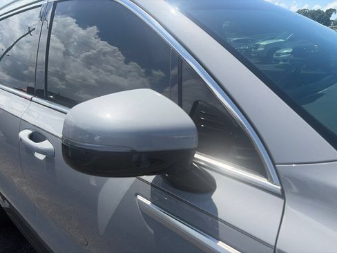 Used 2024 Kia Sorento EX w/ Panoramic Sunroof Package FWD image 14