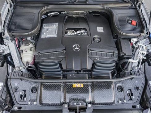 New 2026 Mercedes-Benz GLS 580 4MATIC image 22