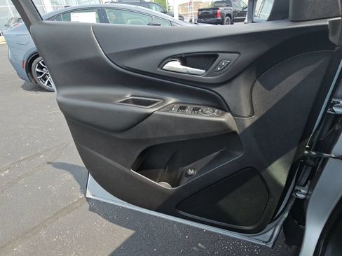 Used 2019 Chevrolet Equinox LT AWD/4WD image 23