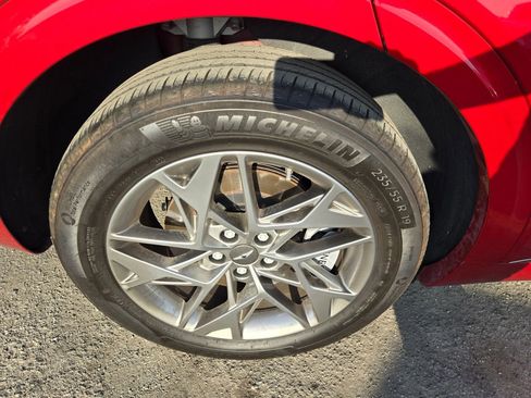 Used 2023 Genesis GV70 2.5T w/ Advanced Package image 36