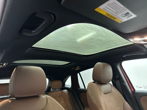 Used 2026 Mercedes-Benz GLA 250 4MATIC image 12