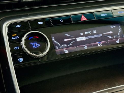 Used 2024 Genesis GV80 2.5T image 20