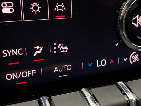 New 2027 GMC Terrain Elevation w/ Elevation Premium Package FWD image 5