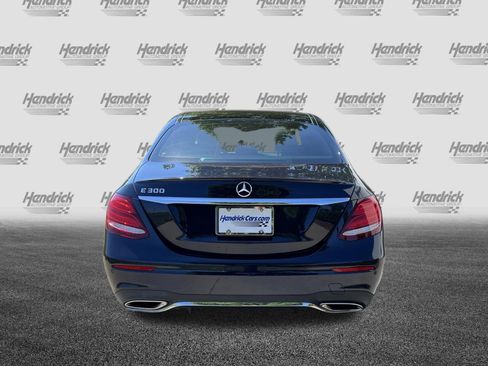 Used 2019 Mercedes-Benz E 300 image 8