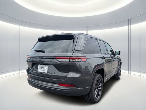 New 2026 Jeep Grand Cherokee Limited AWD/4WD image 4