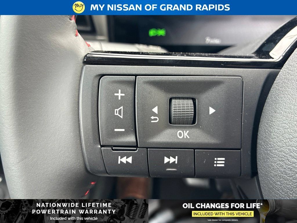 New 2026 Nissan Kicks SR AWD/4WD image 15