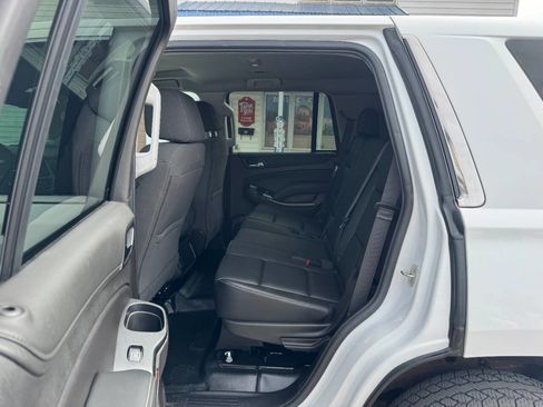 Used 2019 Chevrolet Tahoe 4WD w/ Suspension Package, Off-Road image 11