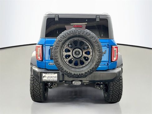 Used 2023 Ford Bronco Wildtrak image 8