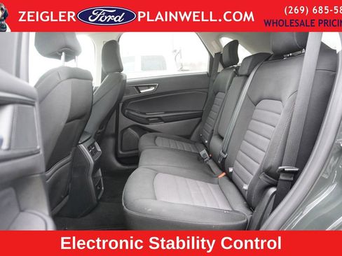 Used 2023 Ford Edge SE AWD/4WD image 8