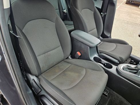 Used 2024 Kia Forte LXS FWD image 26
