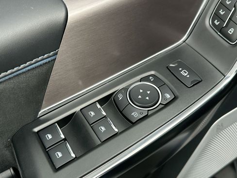 Used 2026 Ford F350 Platinum image 16