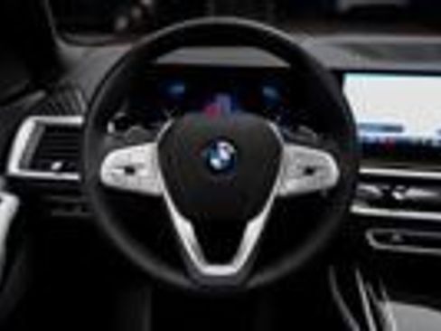 Used 2025 BMW X7 xDrive40i image 12