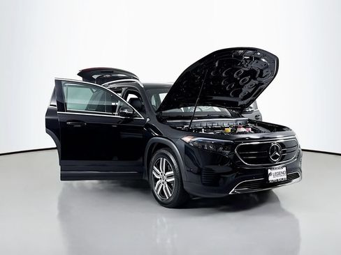 Used 2023 Mercedes-Benz EQB 300 4MATIC image 21