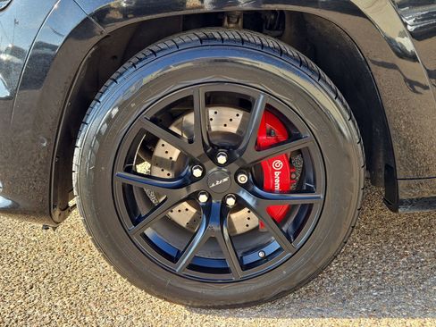 Used 2018 Jeep Grand Cherokee SRT w/ Trailer Tow Group IV image 11