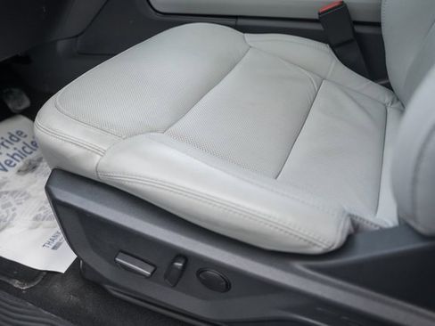 Used 2025 Ford Expedition Max Platinum w/ Driver's Package image 45