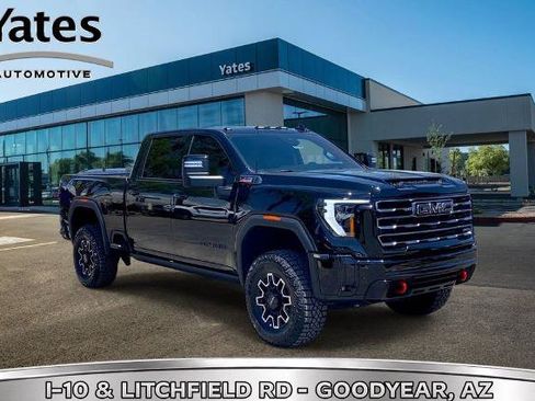 Used 2025 GMC Sierra 2500 AT4 w/ Technology Package AWD/4WD image 1