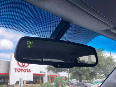 Used 2013 Toyota Tacoma PreRunner w/ SR5 Pkg RWD image 25
