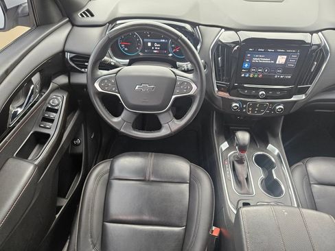 Used 2023 Chevrolet Traverse RS AWD/4WD image 28