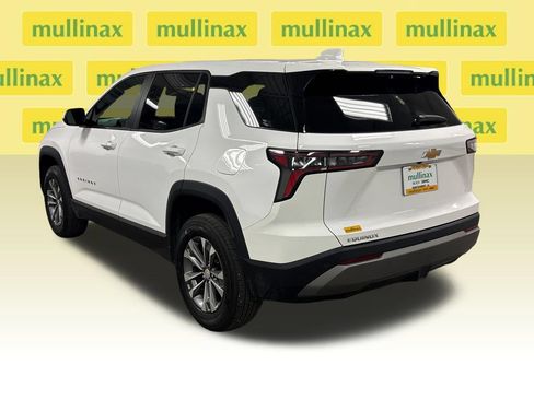Used 2026 Chevrolet Equinox LT FWD image 15