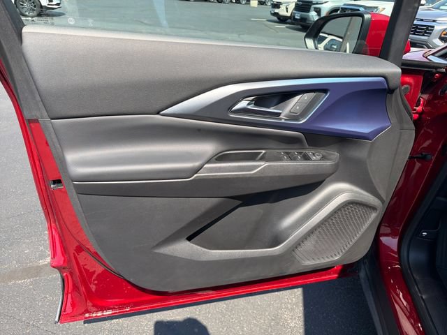 Certified 2024 Chevrolet Equinox EV LT FWD image 10