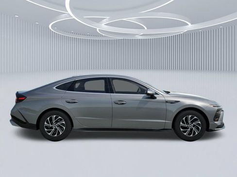 New 2026 Hyundai Sonata Blue FWD image 7