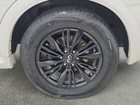Used 2019 INFINITI QX80 Luxe w/ Proassist Package AWD/4WD image 31