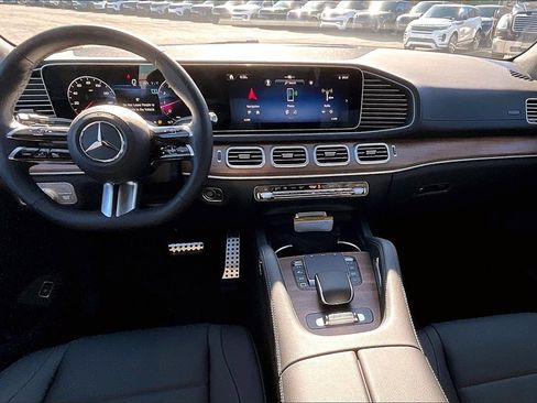 New 2025 Mercedes-Benz GLS 450 4MATIC image 5