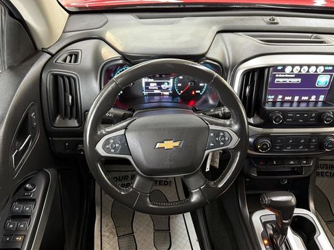 Used 2018 Chevrolet Colorado LT AWD/4WD image 20