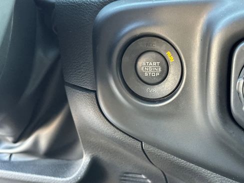 Used 2023 Jeep Wrangler Unlimited Rubicon image 23