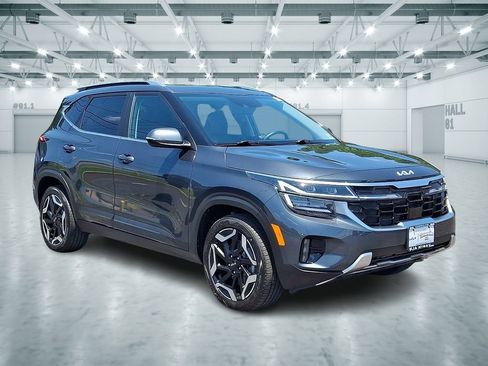 Certified 2025 Kia Seltos SX w/ SX Sunroof Package AWD/4WD image 1