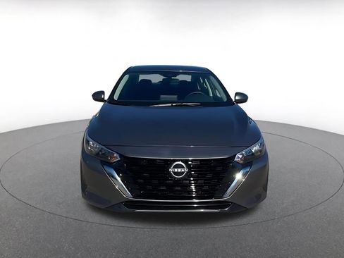 Used 2025 Nissan Sentra SV image 4