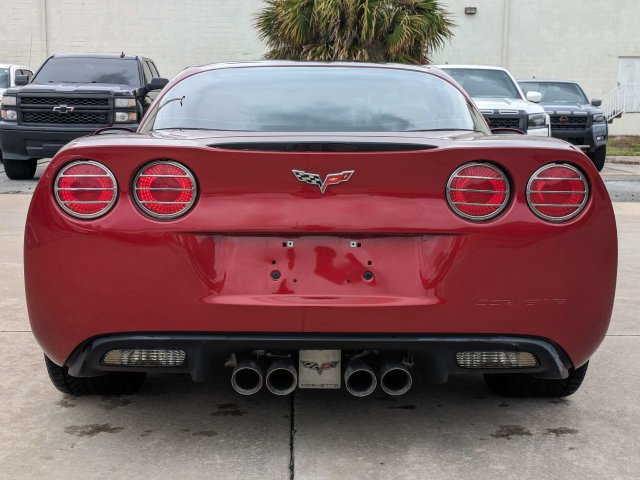 Used 2009 Chevrolet Corvette Coupe w/ Preferred Equipment Group RWD image 4