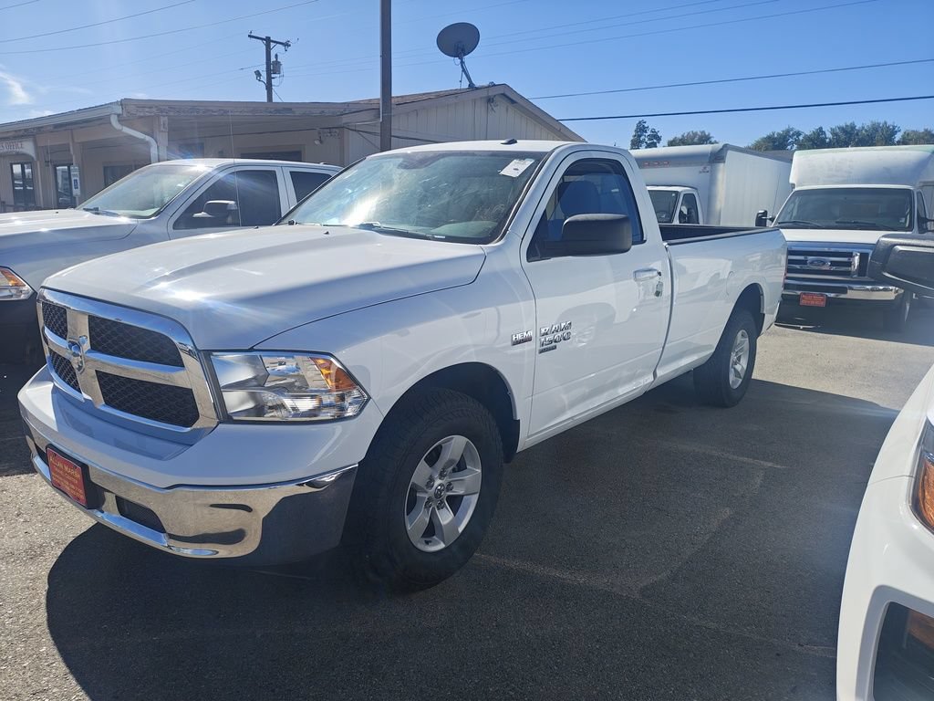 Used 2019 RAM 1500 Classic SLT AWD/4WD image 3
