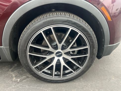 Used 2017 Lincoln MKC Select w/ Select Plus Package image 9