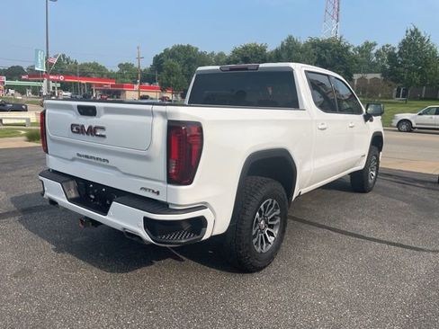 Used 2023 GMC Sierra 1500 AT4 image 5