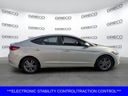Used 2018 Hyundai Elantra SEL FWD image 8