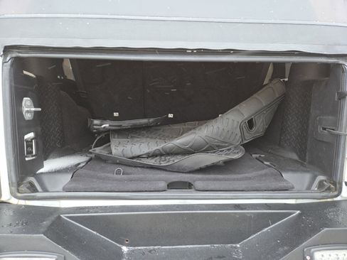 Used 2015 Jeep Wrangler Unlimited Sport w/ Quick Order Package 24S image 15