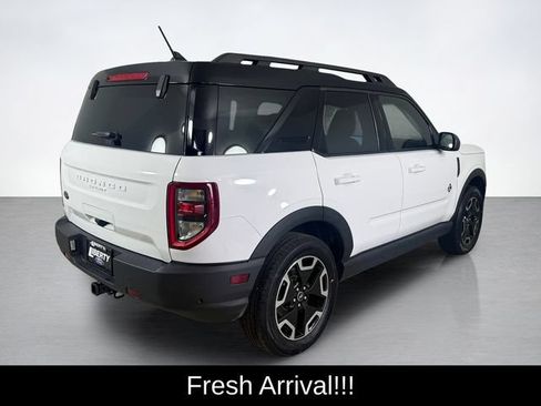 Certified 2023 Ford Bronco Sport Outer Banks w/ Tech Package AWD/4WD image 3