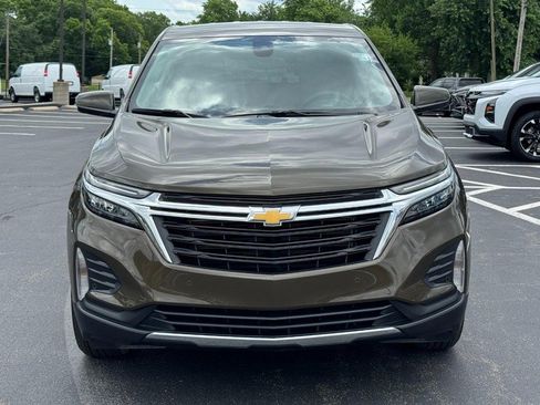 Used 2024 Chevrolet Equinox LT w/ LPO, Floor Liner Package FWD image 9