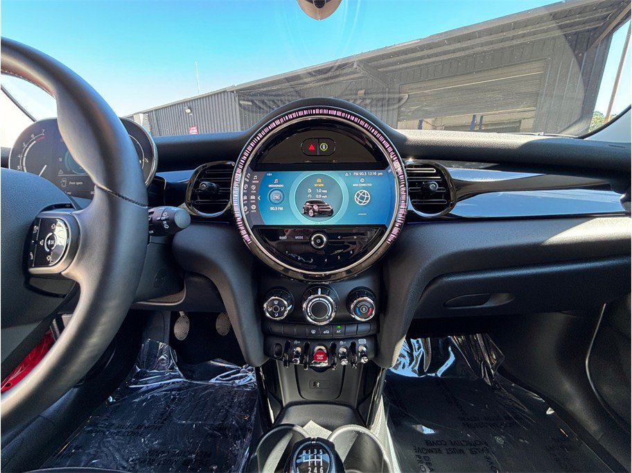 Used 2024 MINI Cooper S FWD image 11