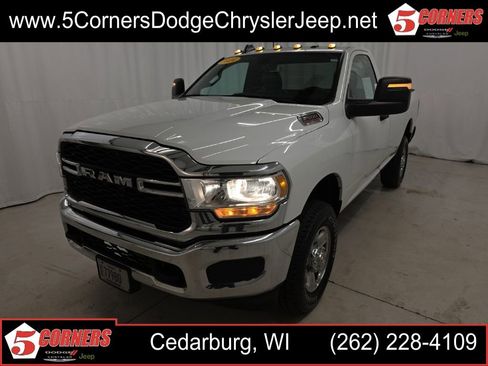 Used 2024 RAM 2500 Tradesman AWD/4WD image 1