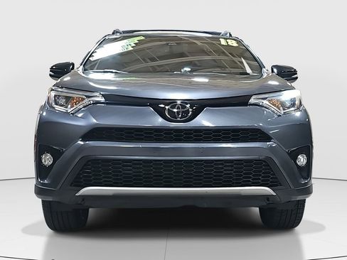 Certified 2018 Toyota RAV4 SE image 2
