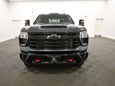 Used 2025 Chevrolet Silverado 3500 LTZ w/ Trail Boss Package AWD/4WD image 11