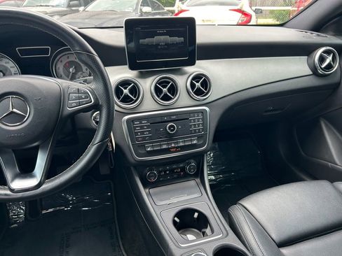 Used 2016 Mercedes-Benz CLA 250 4MATIC image 15