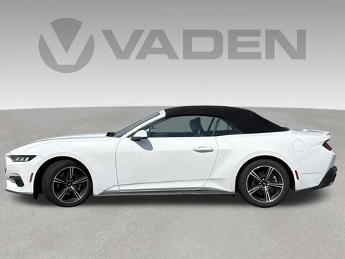 Used 2024 Ford Mustang Premium RWD image 15